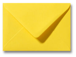 A6 Envelop Boterbloemgeel 11x15,6 cm