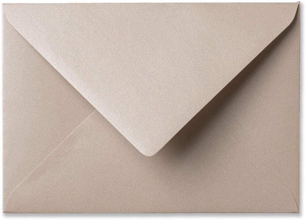 Envelop Metallic Sand 12x18